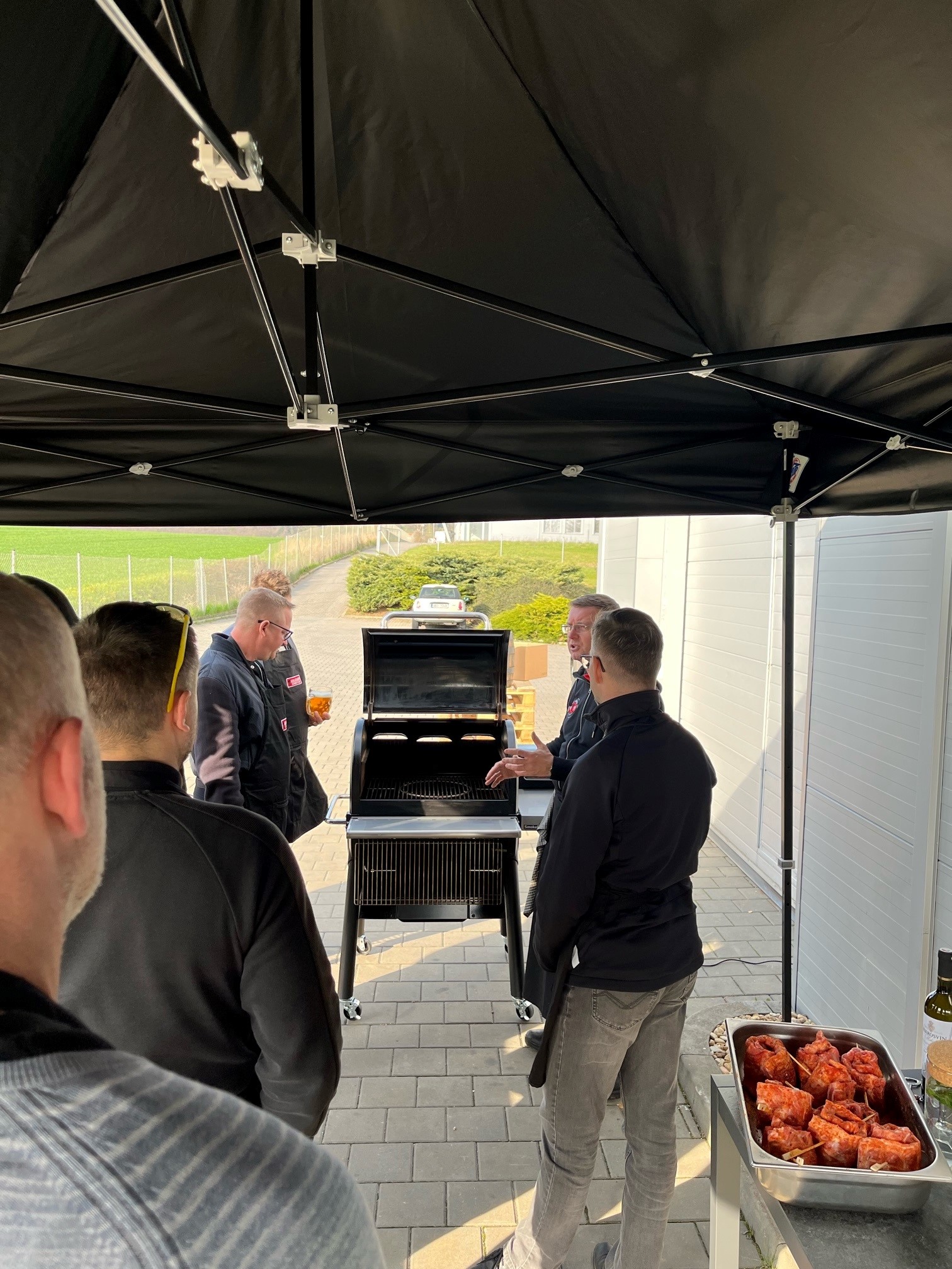 Recenze peletového grilu Weber SmokeFire - Jak peletový gril funguje u nás vysvětlujeme několikrát ročně Recenze peletového grilu Weber SmokeFire - Jak peletový gril funguje u nás vysvětlujeme několikrát ročně