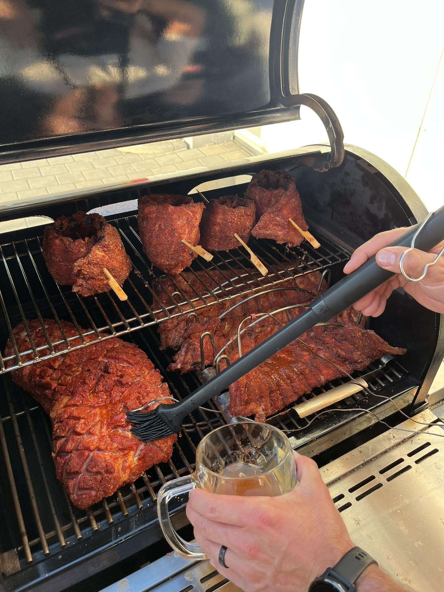 Recenze peletového grilu Weber SmokeFire - pro všechny, kdo to s grilováním myslí vážně Recenze peletového grilu Weber SmokeFire - pro všechny, kdo to s grilováním myslí vážně