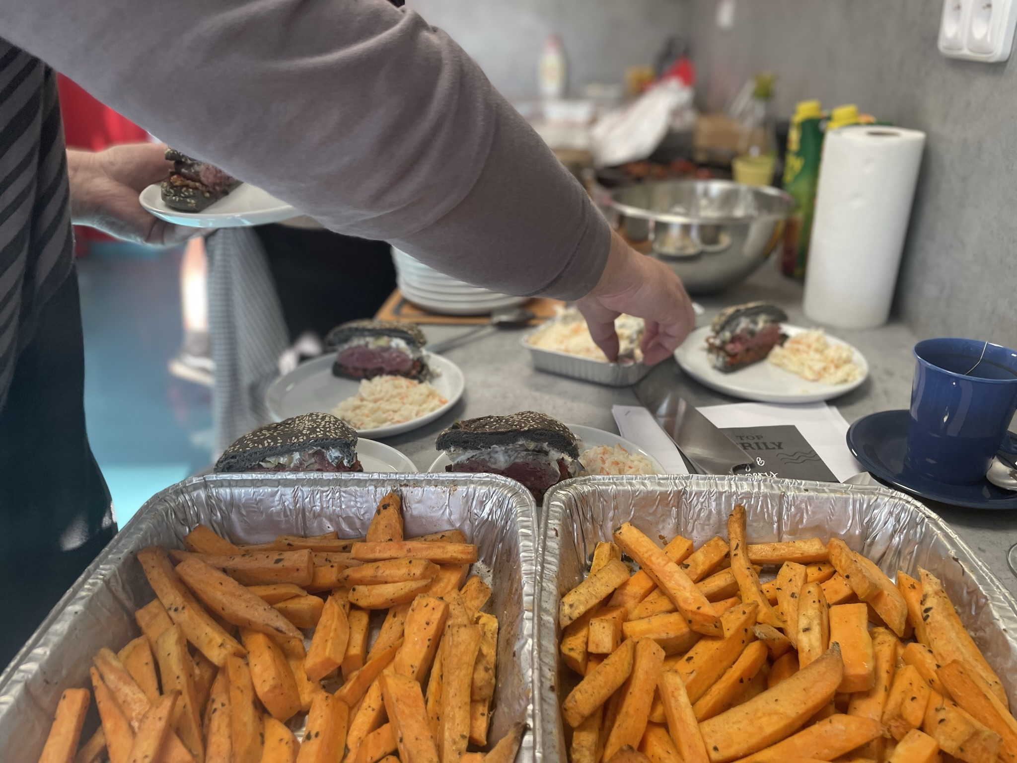 Dokonalé sladké zemiakové hranolky - hotové