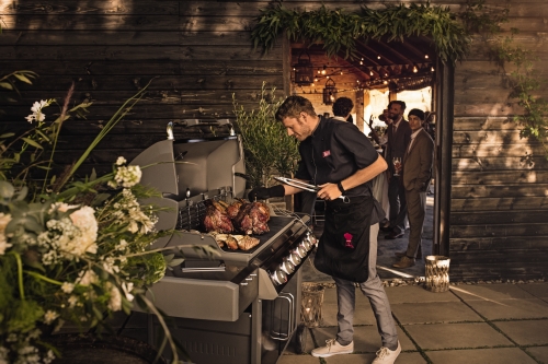 Grilovanie na griloch Weber