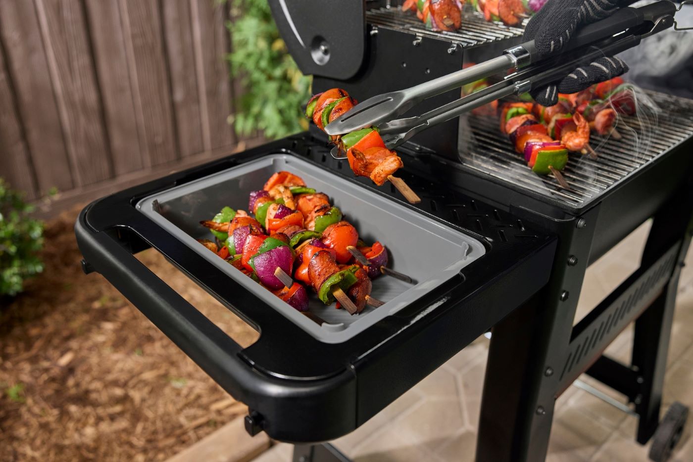 Peletové grily Weber Smoque