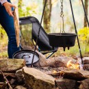 Liatinový hrniec Lodge Dutch Oven 7,6 l s poklicou