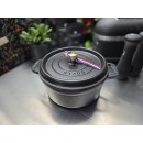 Liatinový hrniec Staub, čierny