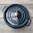 Liatinový hrniec Staub, morská modrá