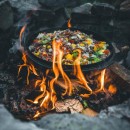 Petromax liatinový kotlík Dutch Oven bez nožičiek - 25 cm, 7,5 l s príslušenstvom