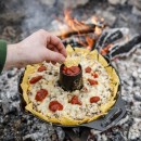 Petromax liatinový stojan na pečenie hydiny