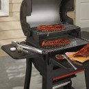Sklopný bočný stolík pre grily Weber Searwood a Smoque